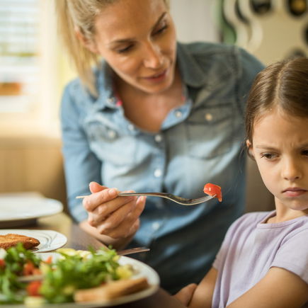 So toxisch sind "Almond Moms" für ihre Kinder