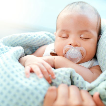 Ab wann ist ein Schnulli für Babys geeignet?