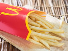 Pupo-Pommes: Warum KiWu-Frauen nach dem Embryotransfer auf McDonalds-Fritten schwören