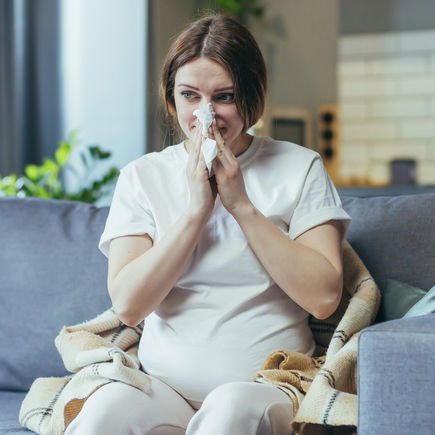 Schwangerschaftsschnupfen: Symptome und Behandlung