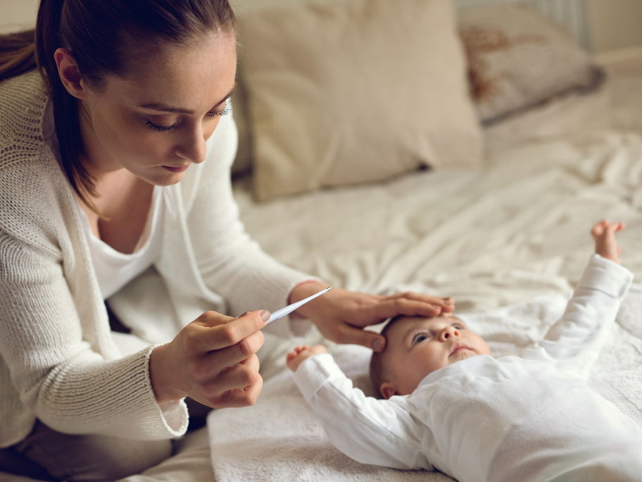 Richtig Fieber messen beim Baby