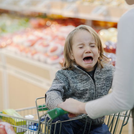 Mit diesen Tipps verhindert ihr Wutausbrüche bei Kindern in der Öffentlichkeit