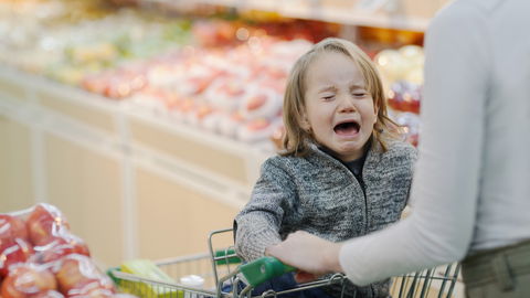 Mit diesen Tipps verhindert ihr Wutausbrüche bei Kindern in der Öffentlichkeit
