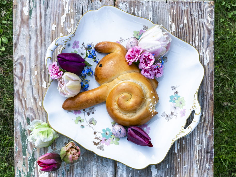 8 Rezepte für leckere Osterhasen aus Hefeteig