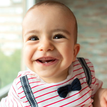 Mal ehrlich: Wann bekommen Babys eigentlich wirklich ihre ersten Zähne?