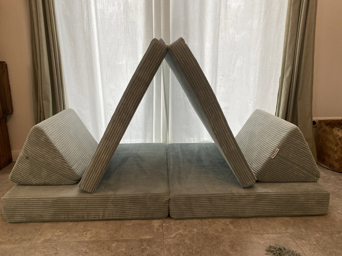 Spielsofa als Höhle