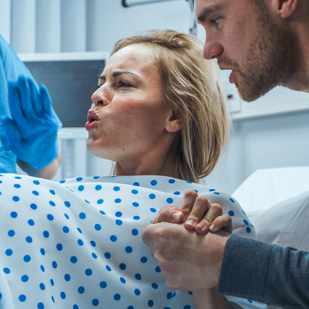 Mehr Babys bei Gewitter? 4 Geburtsmythen auf dem Prüfstand