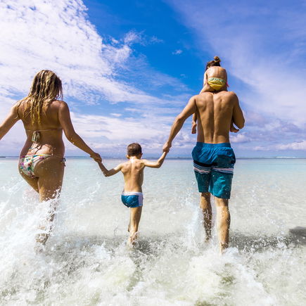Günstiger Urlaub mit Kindern: Diese Familienreiseziele machen's möglich