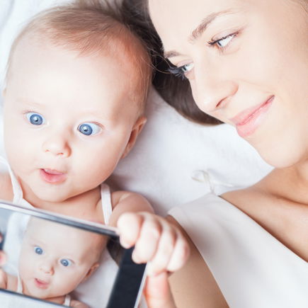 Sind Videocalls für Babys und Kleinkinder eigentlich schädlich?