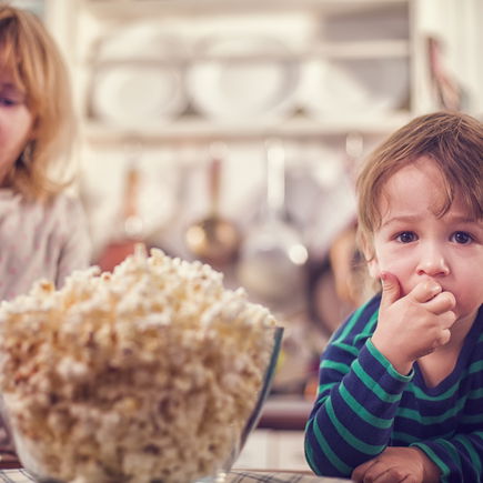 Erschreckend: So gefährlich ist Popcorn für Kleinkinder!