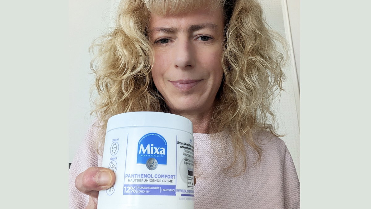 Mama Romy hilft die Creme von Mixa gegen ihre trockene Haut