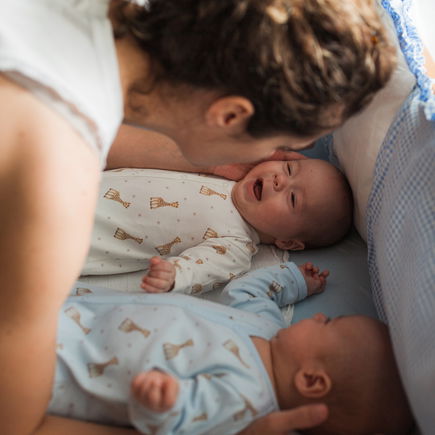 Drillings-Mama: "So überstehe ich den Alltag mit drei Babys"