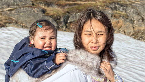 Erziehung bei indigenen Völkern: Wie die Inuit Kinder bei einem Wutanfall bändigen