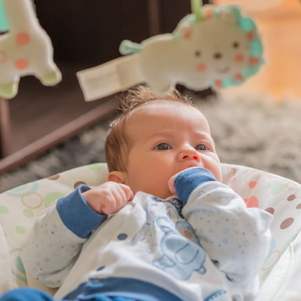 Dein Kaufratgeber für elektrische Babywippen: Diese Dinge sind wirklich wichtig