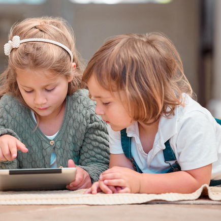 Von ABC bis XYZ: Kinderfreundliche Tablets machen das Lernen zum Vergnügen