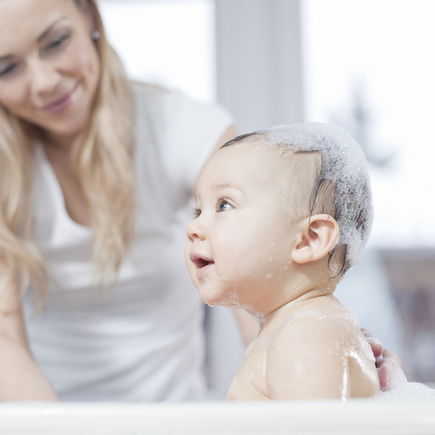 Die faltbare Babywanne: Platzsparend und praktisch