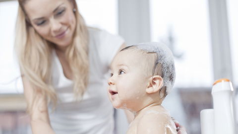 Die faltbare Babywanne: Platzsparend und praktisch