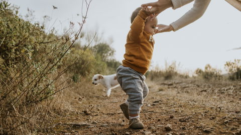 Stabile Grundlage: Warum du für dein Baby einen passenden Lauflernschuh kaufen solltest