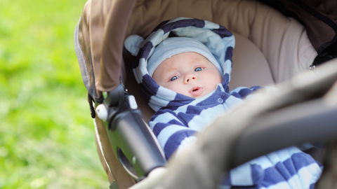 Bekommen Babys auch im Schatten UV-Strahlung ab?