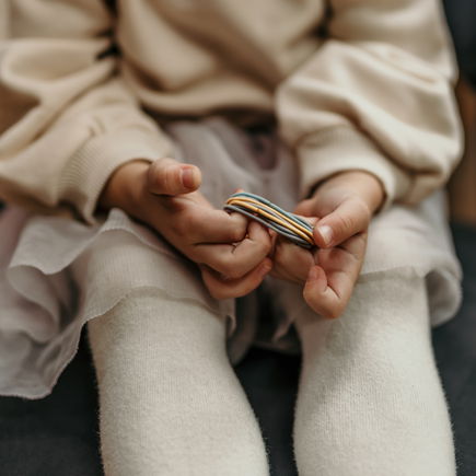 Kinderärztin rät: "Probiert bei Nasenbluten doch mal den Haargummitrick!"