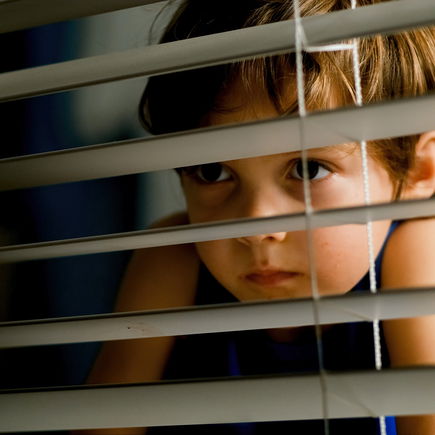 Die 5 besten Tipps, wenn Kinder Angst vor Gewitter haben 