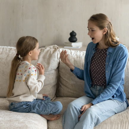 9 No-Go-Sätze, die Kinderpsychologen nie zu ihren eigenen Kindern sagen würden