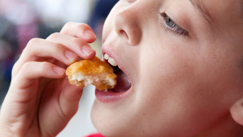 Vernichtendes Öko-Test-Urteil: Die beliebtesten Chicken Nuggets bekommen ein "Ungenügend"