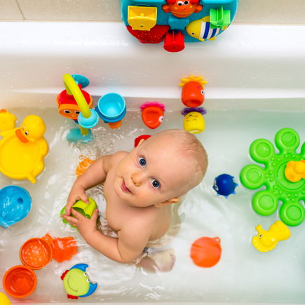 Kennt ihr schon dieses Badewannenspielzeug für Babys und Kinder?