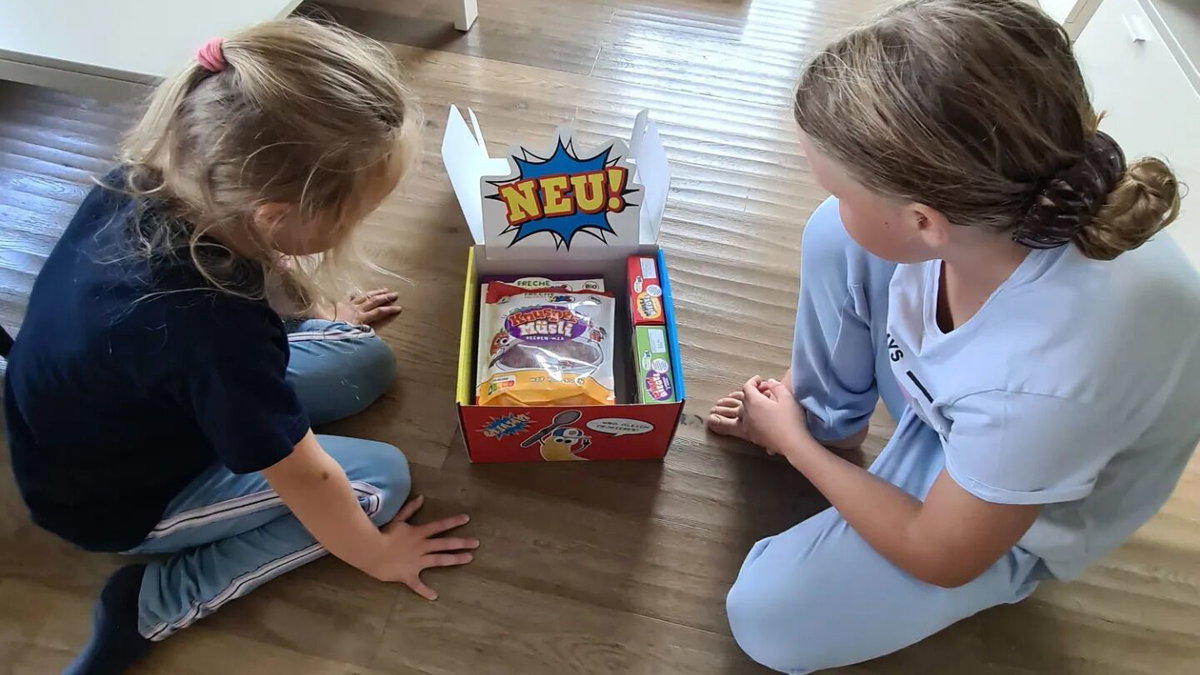 Die Freude über die Cerealien und Müsli Riegel von Freche Freunde Kids ist groß.