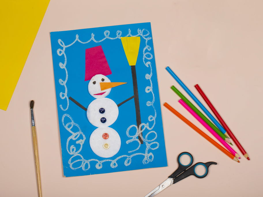 Ein Schneemann aus Wattepads