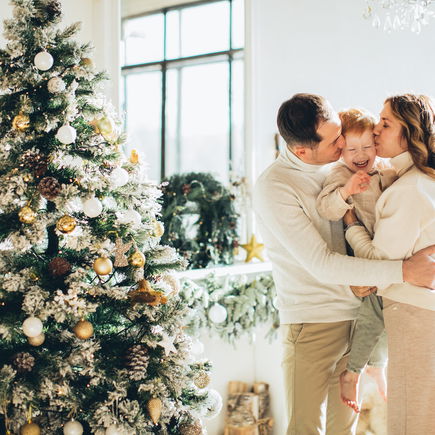 Weihnachten mit Kindern: Hilfreiche Tipps für entspanntere Feiertage