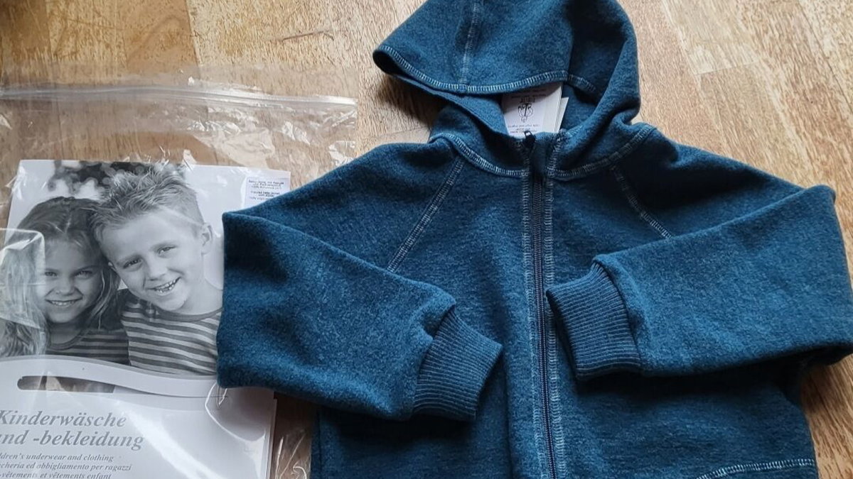 Die Walkjacke von Engel für Kinder in der Farbe Petrol.