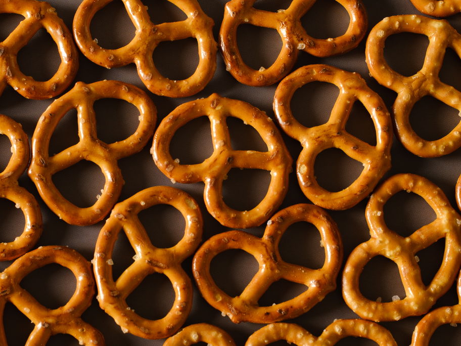 Kleine Brezeln zum Snacken