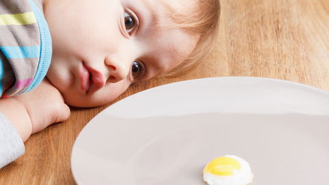 Ab wann dürfen Babys eigentlich Eier essen? Alles, was ihr wissen müsst!