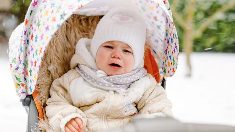 Die besten Tipps, um kleinen Kindern Handschuhe anzuziehen