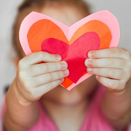 Geschenke, die von Herzen kommen: Bastelideen für den Valentinstag
