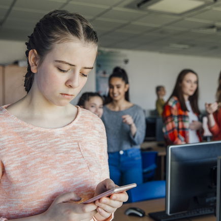 Mobbing im Klassenchat verhindern – so klappt's