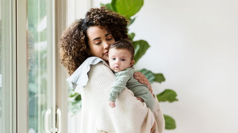 Reflux bei Babys: Symptome und hilfreiche Tipps für Eltern
