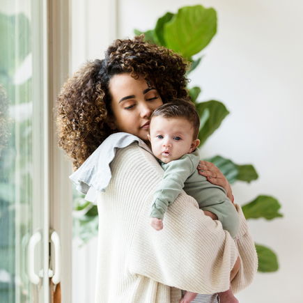 Reflux bei Babys: Symptome und hilfreiche Tipps für Eltern