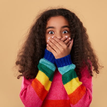 Giggle-Inkontinenz: Was hilft, wenn sich Schulkinder vor Lachen in die Hose machen