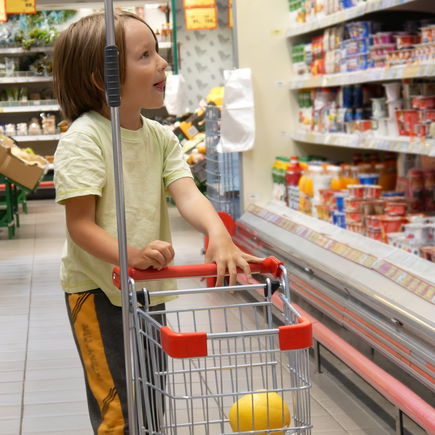 Darum haben Einkaufswagen für Kinder fast immer eine Fahne