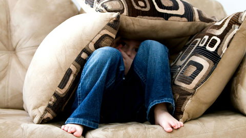 Wenn Eltern emotionale Vernachlässigung aus der Kindheit auf ihre Kinder übertragen