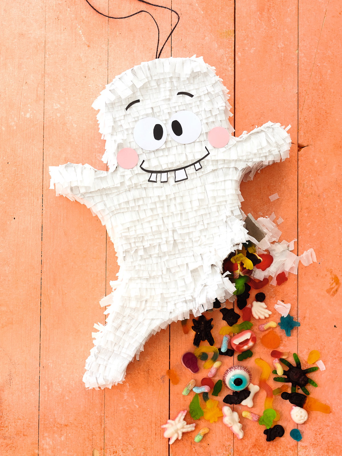 Halloween-Gespenster-Pinata selber machen
