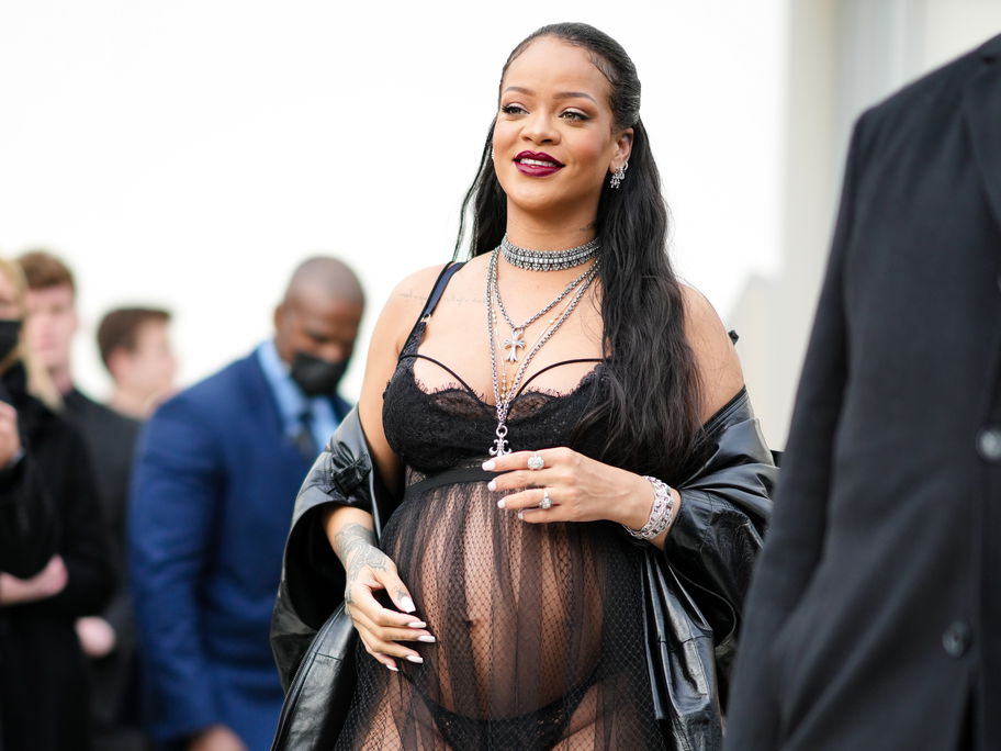 Rihanna mit Babybauch