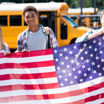 Ab ins Ausland!? Was Eltern und Kind vor dem "High-School-Jahr" wissen sollten