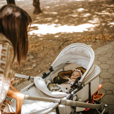 Wie kann man das Baby an den Kinderwagen gewöhnen? Die besten Tipps