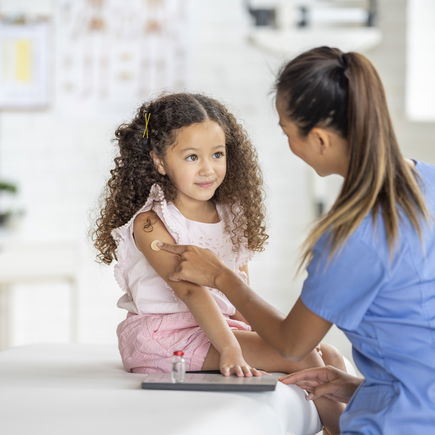 7 Tipps, mit denen Eltern ihren Kindern den Arztbesuch erleichtern