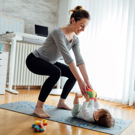 Fit nach der Schwangerschaft: Die besten Übungen
