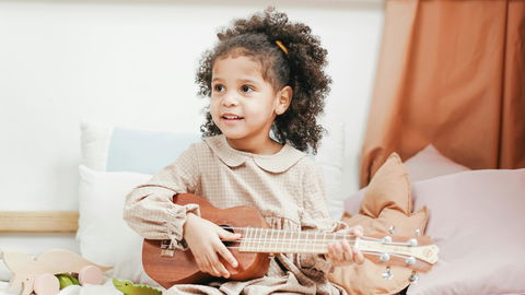 Kinderbücher mit Musik – das sind die klangvollsten