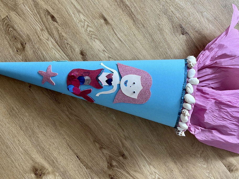 Eine Meerjungfrauen Schultüte